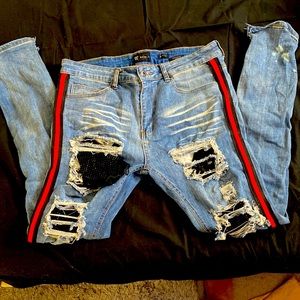 I am selling some pants